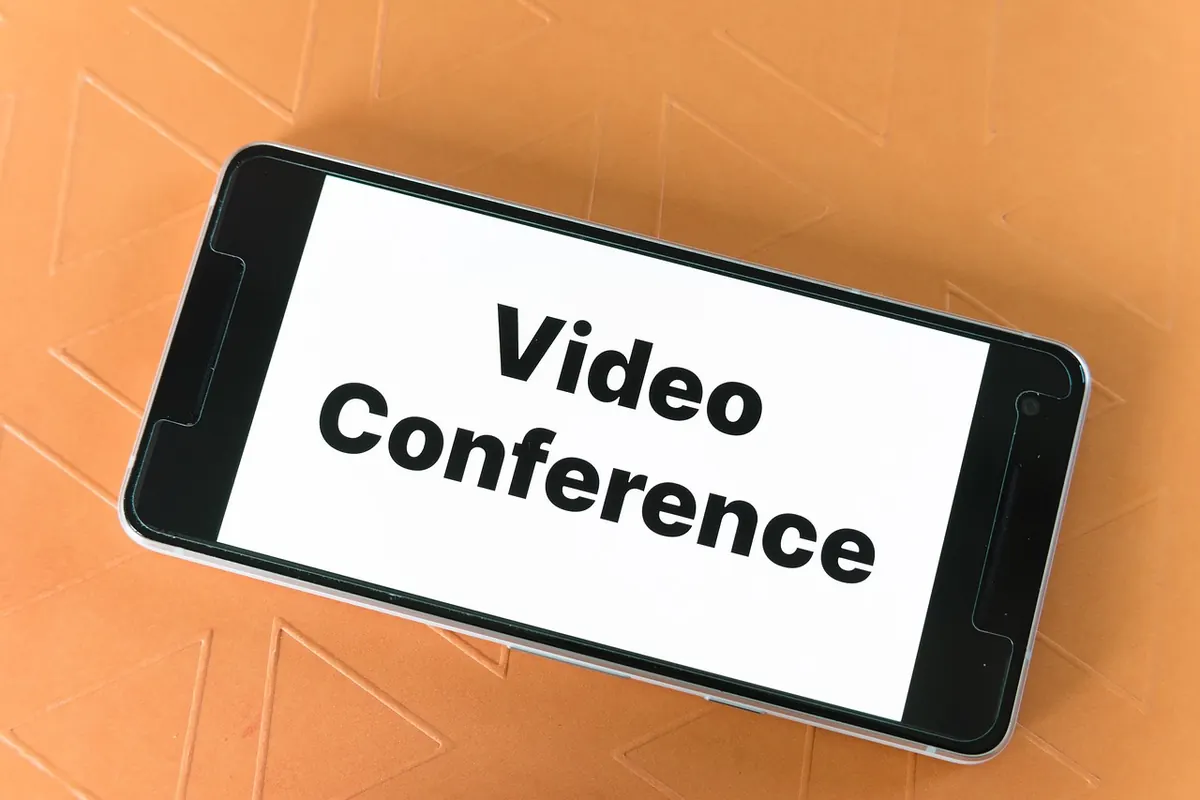 Text, Voice or Video Chat: Which Format Suits You Best?